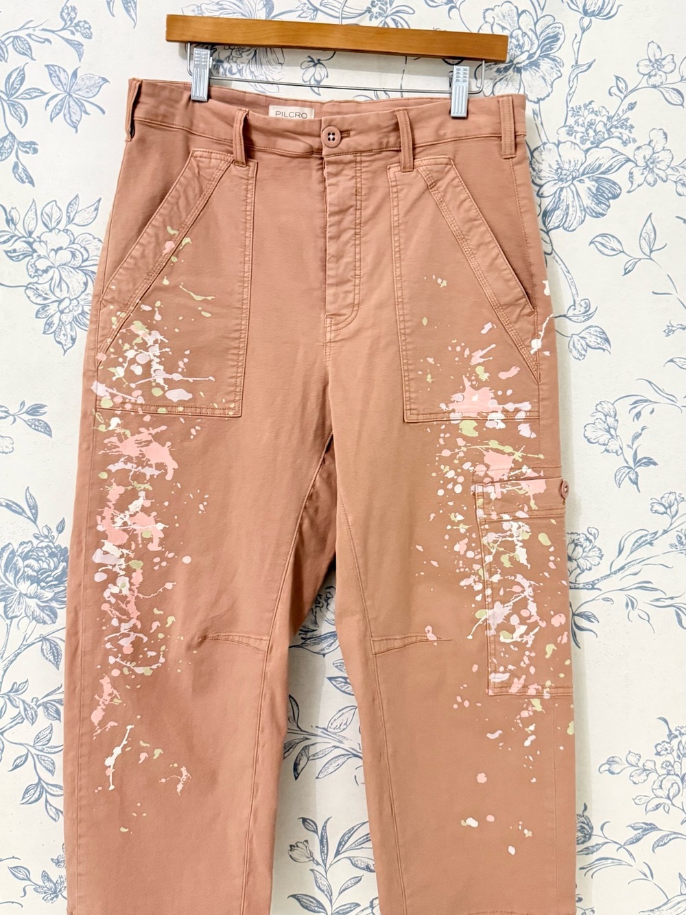 Pilcro Peach Painter-Splatter Wide Leg Pants - Picture 5 of 9